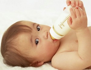 6个月孩子脸上长白斑是什么